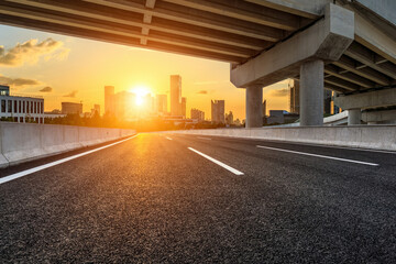 额济纳旗增13例本土[额济纳旗新增6例确诊 累计31例]